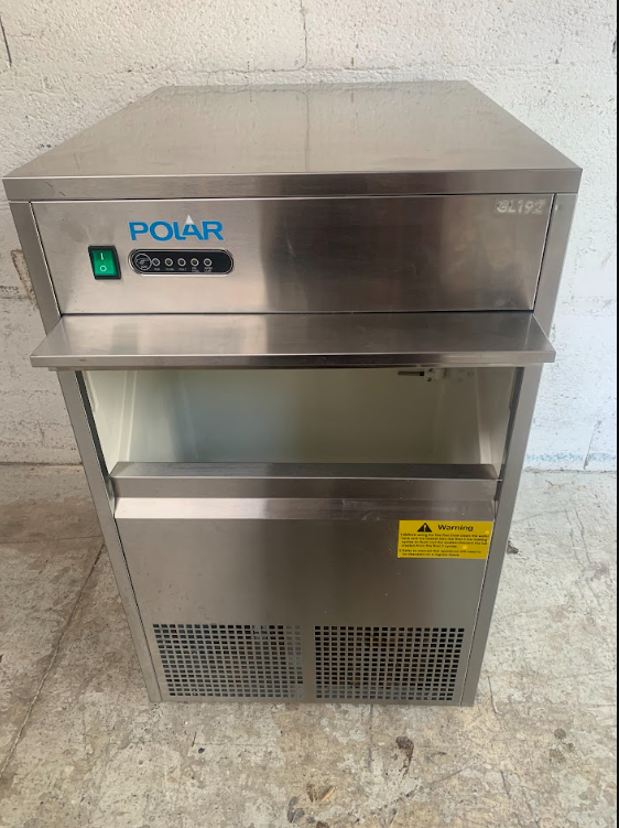 Machine à glaçons ronds Polar 50kg/24h GL192