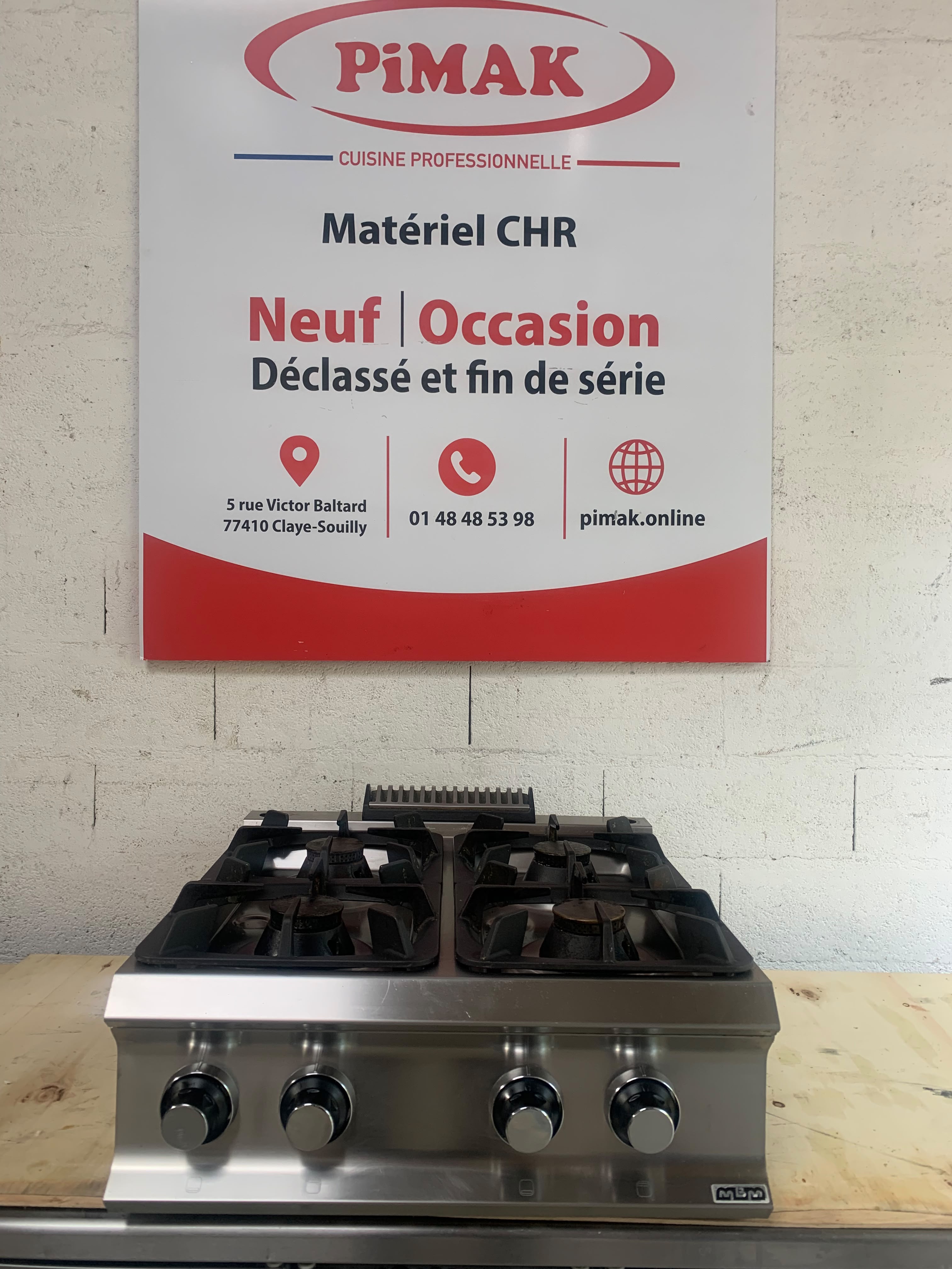 OCCAS2:Plan de cuisson à gaz 4 feux mbm fb77txl domina pro 700
