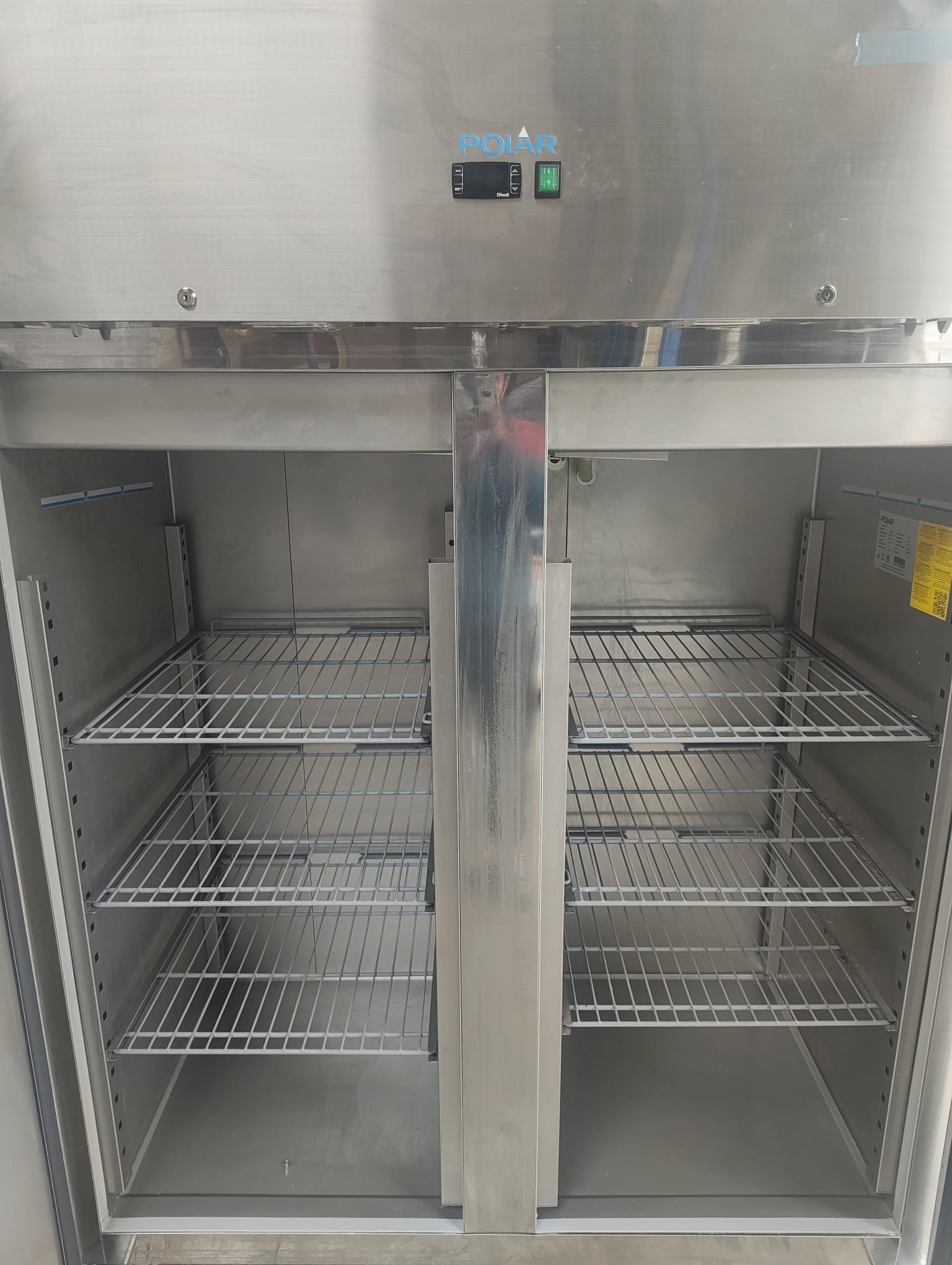 OCCAS7:Armoire réfrigérée négative GN 2 portes 1300L Polar Série U U635