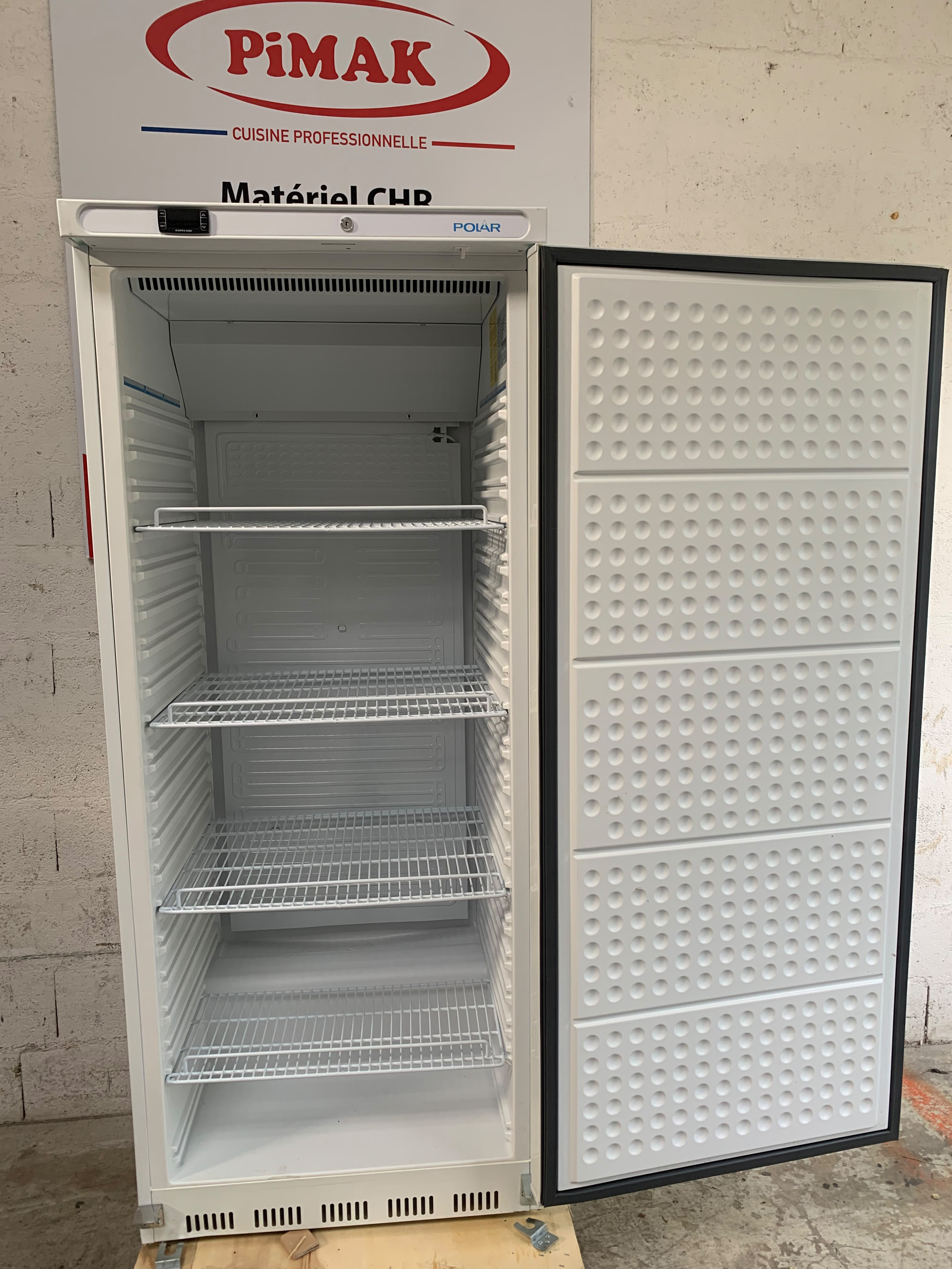 OCCAS10:Armoire réfrigérée positive Polar Série C blanche 600L PC005
