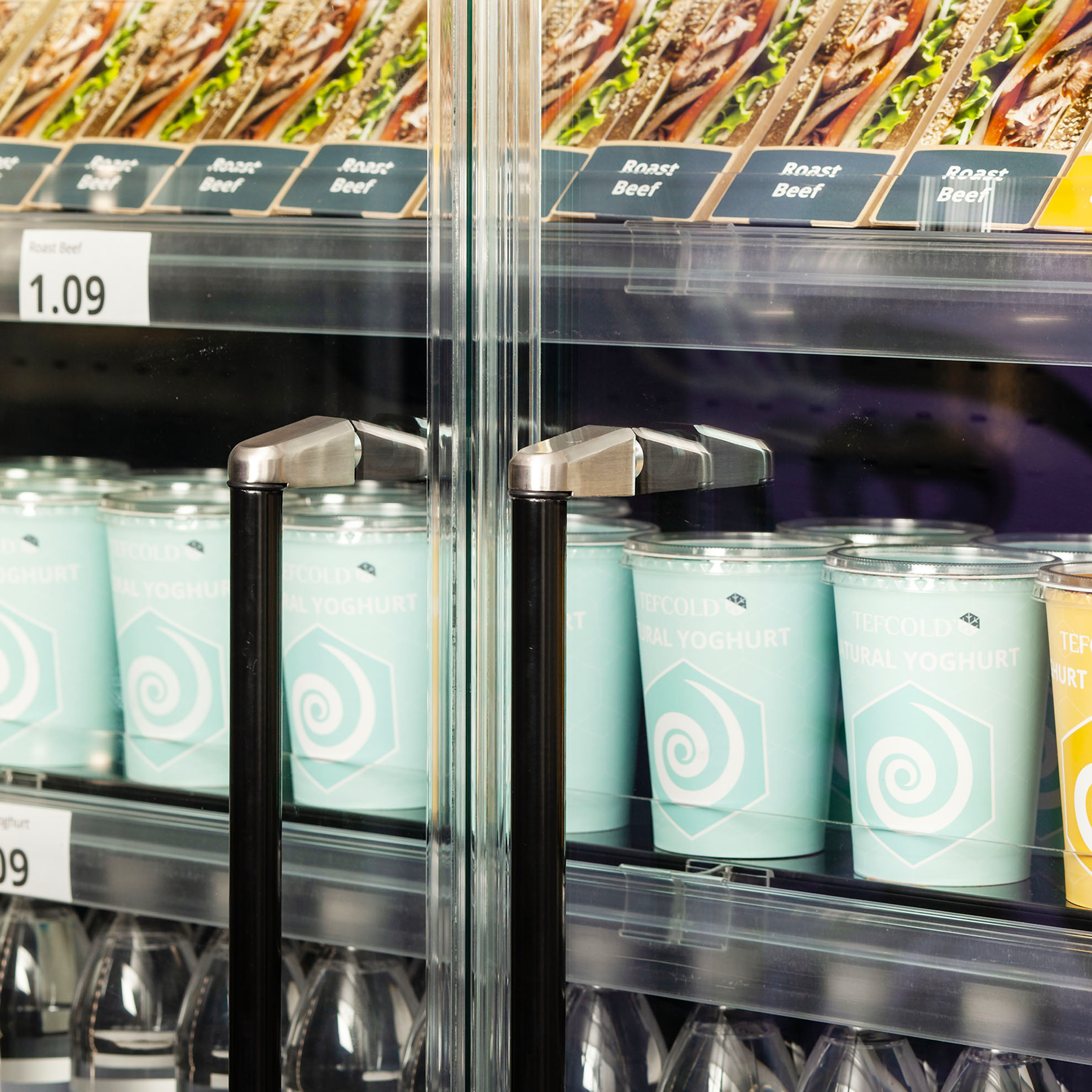 Vitrine réfrigérée pour supermarché TEFCOLD-Galaxy+ GP20FGD Black