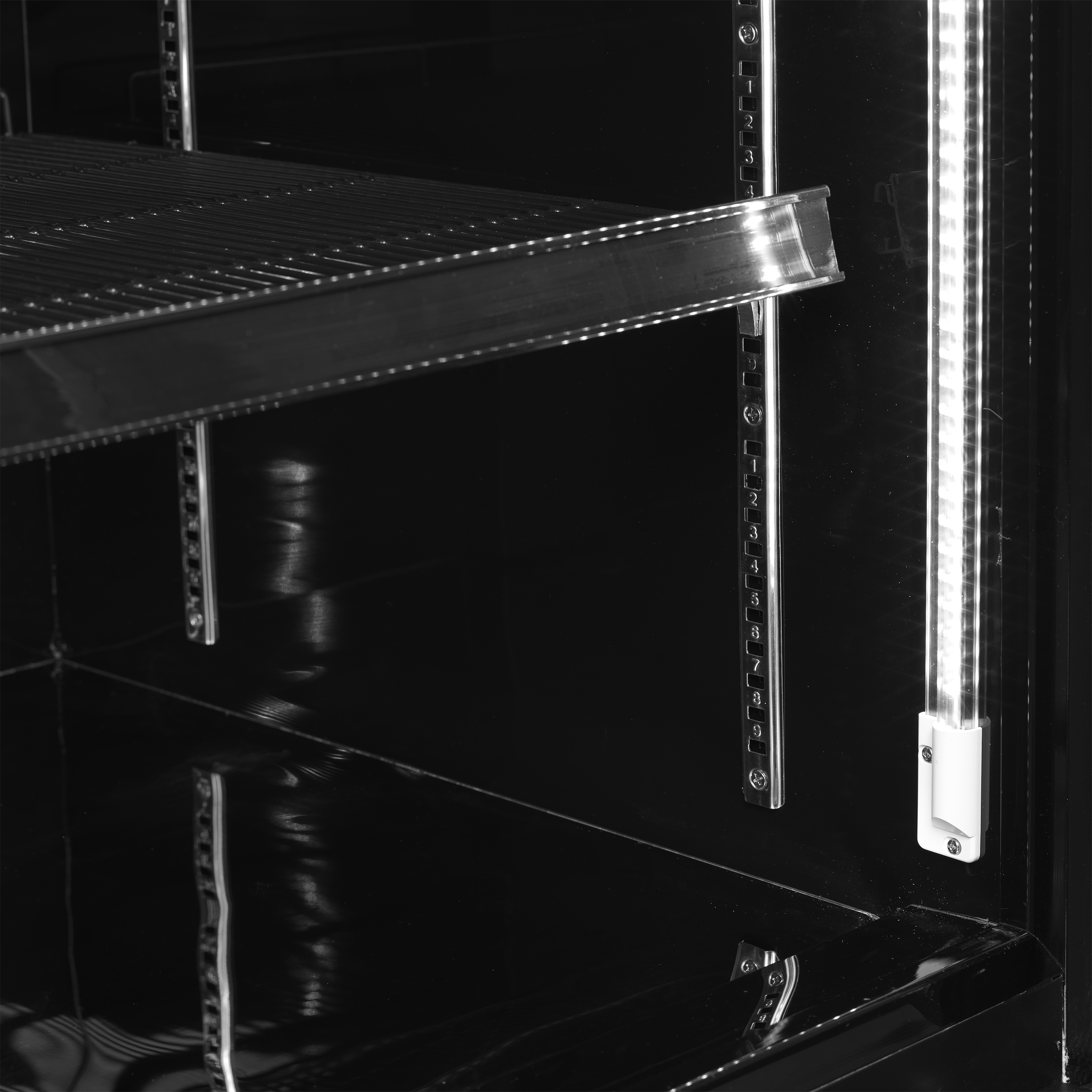 Congélateurs verticaux de vitrine TEFCOLD-Atom Maxi F3DBB