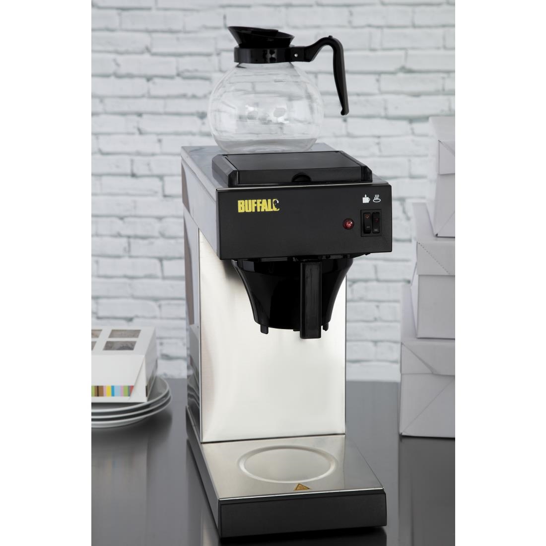 Machine à café filtre à remplissage manuel Buffalo CT815