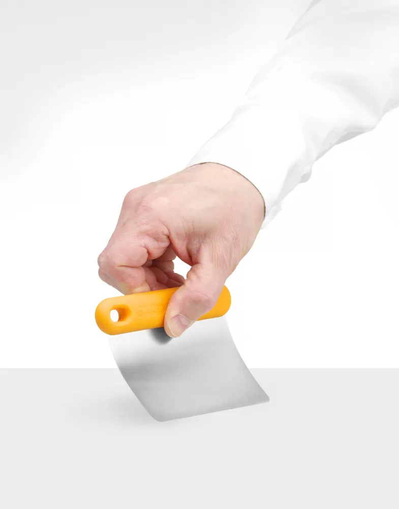 Racloir pour plan de travail à pizza heavy-duty HENDI 855645
