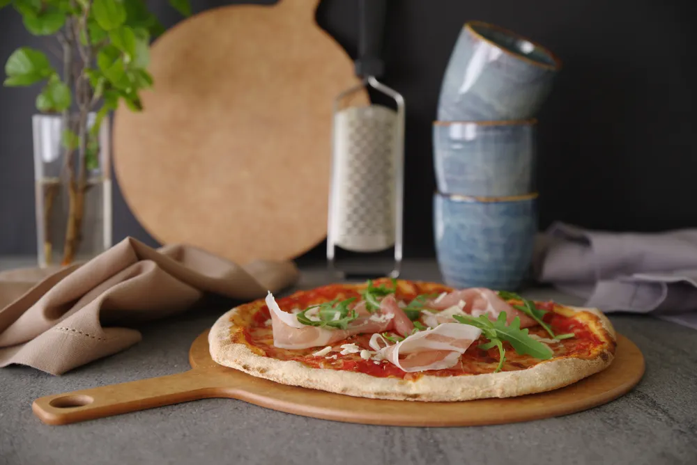 Planche à pizza avec poignée HENDI 500040