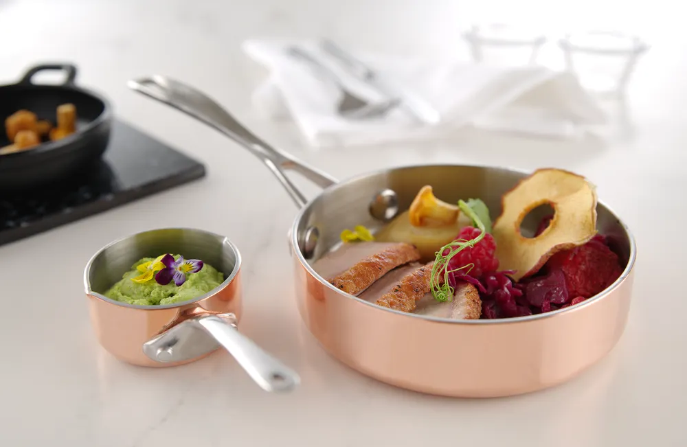 Casseroles miniatures avec bec verseur HENDI 607039