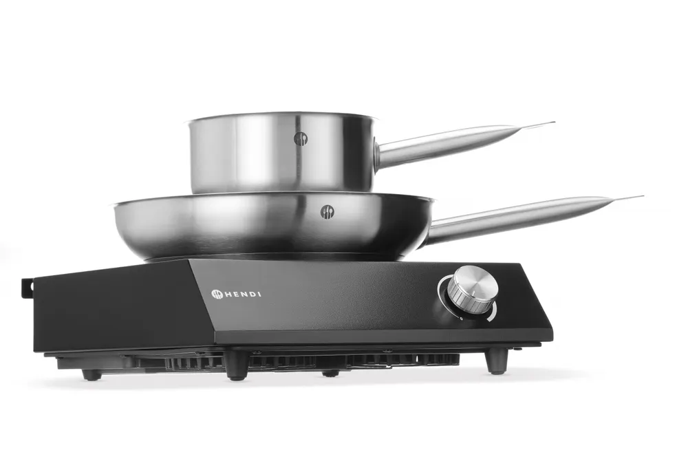 Set : Plaque de cuisson à induction 3500W + casserole + poêle HENDI 239889