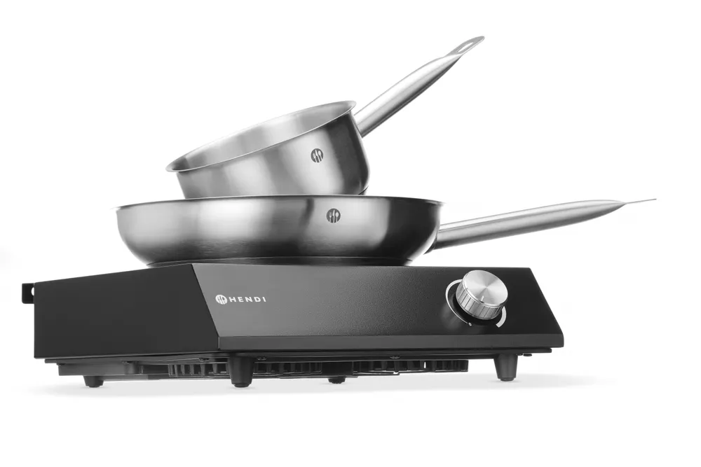 Set : Plaque de cuisson à induction 3500W + casserole + poêle HENDI 239889