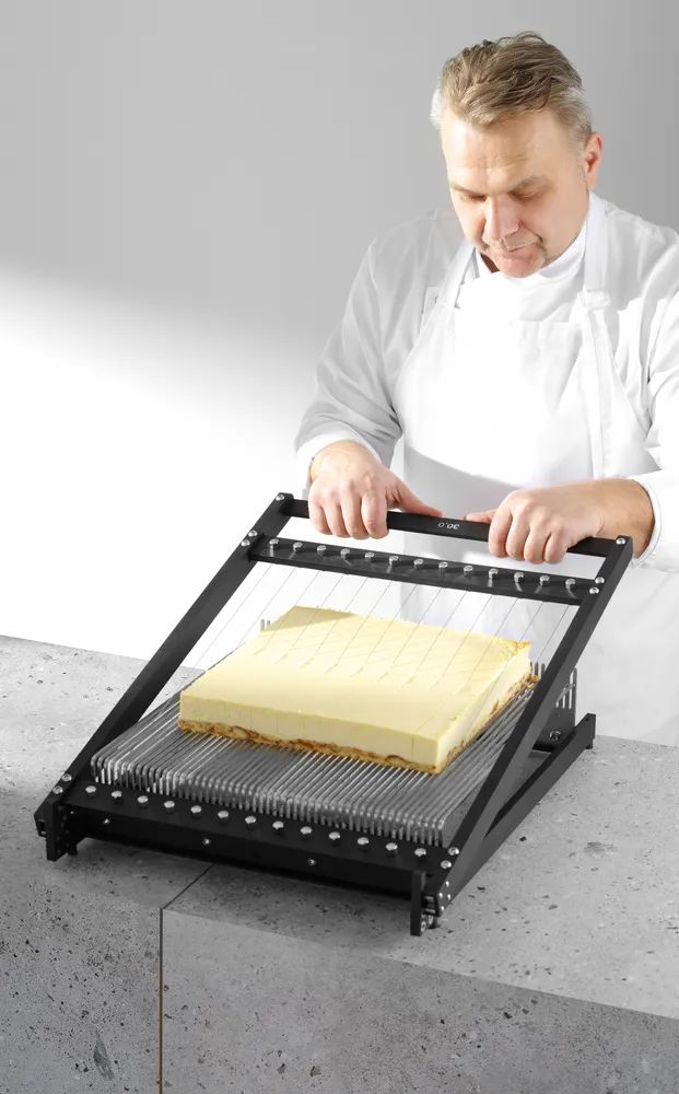 Guitare pâtisserie simple, HENDI, Noir, 636x441x(H)109mm