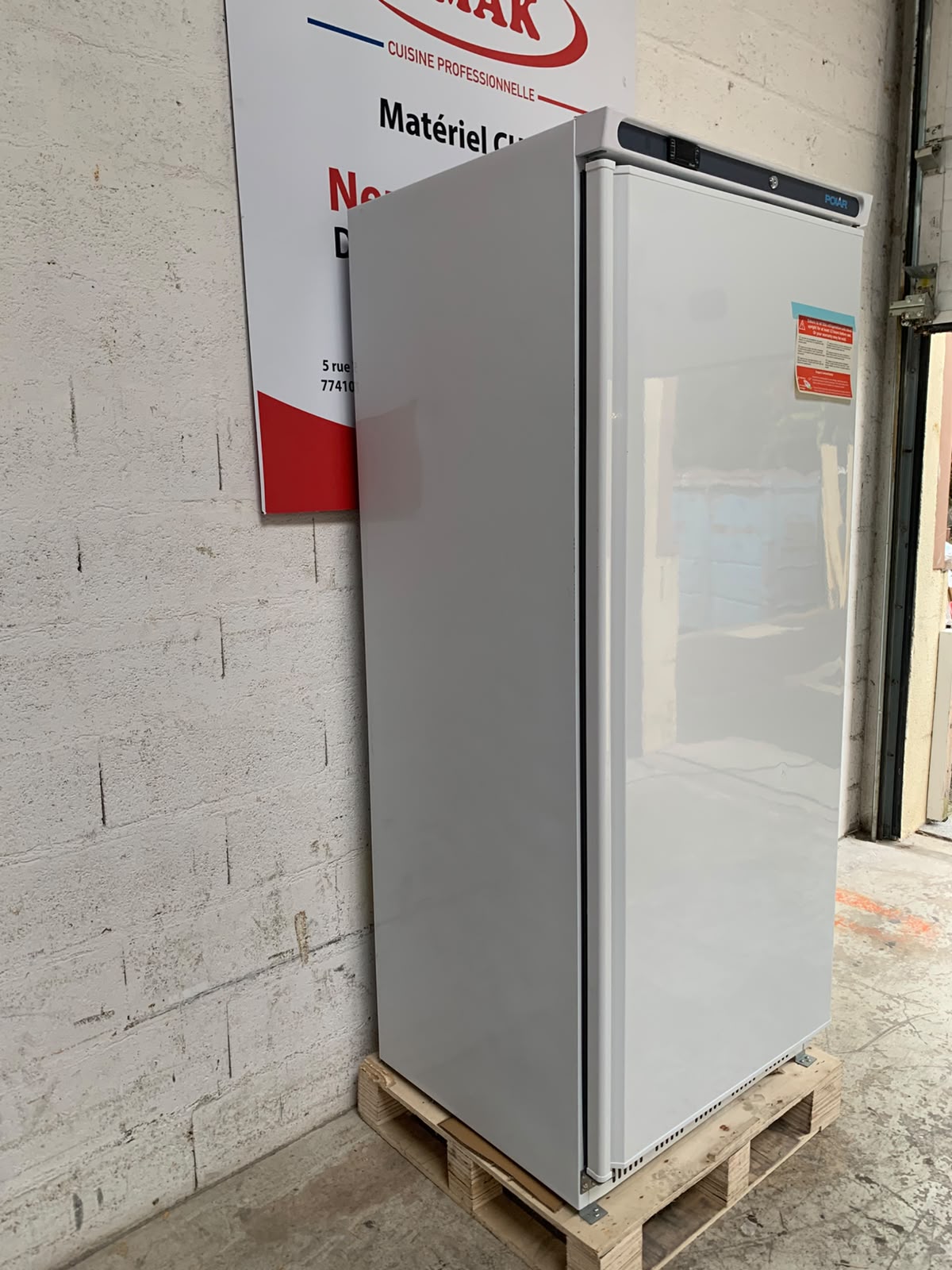 Armoire réfrigérée positive Polar Série C blanche 600L PC005 EX CD614